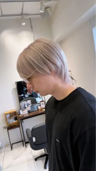 ショート カラー メンズ t.a.g所属・おしゃかわ韓国ヘア× ハイトーンRyukiのヘアスタイル