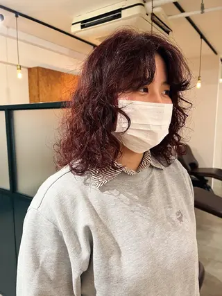 ミディアム カラー 暖色/パーマ 🌼クニトウメイのヘアスタイル