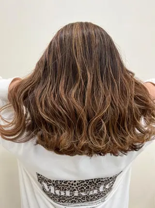 セミロング 芝山 柚衣のヘアスタイル