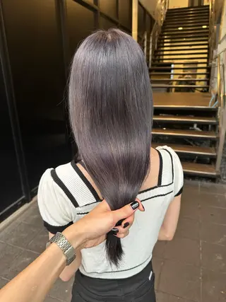 ロング カラー ヘアアレンジ yuuto🌈 冬の透け感カラーのヘアスタイル