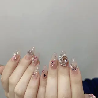 ネイル AngelChris ビューティーサロンのネイルデザイン