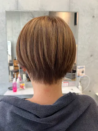 ショート カコ/レイヤーカット ヘアアレンジのヘアスタイル