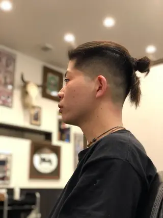 メンズ BARBER SHOP FOURSEASON所属・OHNISH RYUSEIのヘアスタイル