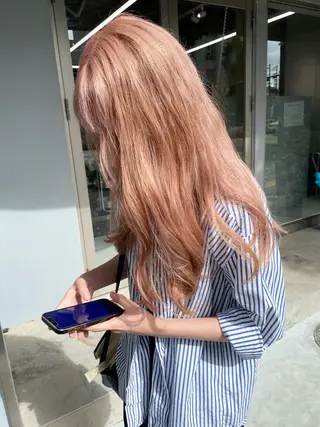 ロング カラー qulim所属・前橋 姫奈のヘアスタイル