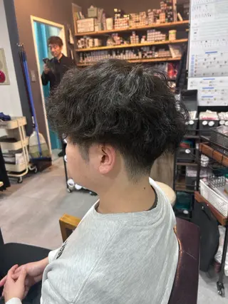パーマ メンズ mizuki THREE（A）のヘアスタイル