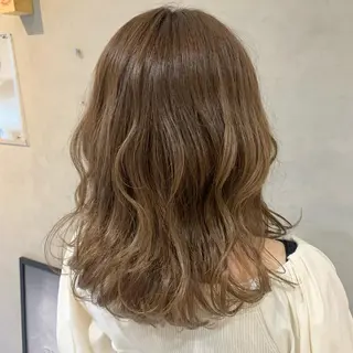 セミロング ︎︎🧸 yuri ︎︎🧸のヘアスタイル