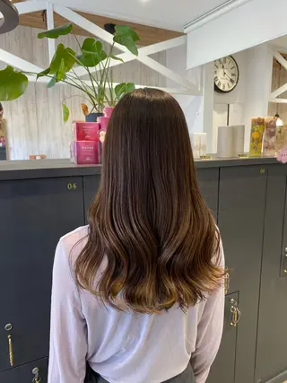 ロング カラー 柴田 枝利子のヘアスタイル