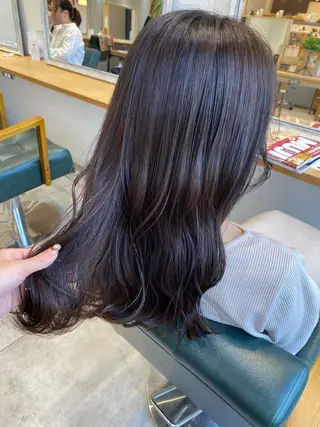 ロング カラー merc.🌿 友藤鮎那のヘアスタイル