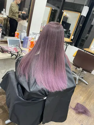 ロング カラー ヒカ/外国人風 デザインカラーのヘアスタイル