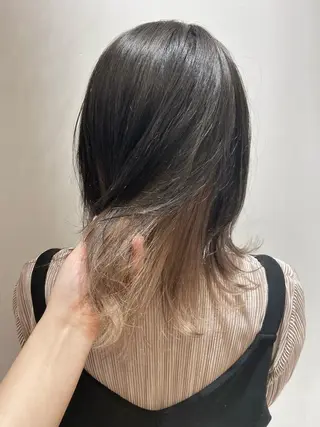 ミディアム カラー 🐺ウルフ/レイヤー 似合わせ‎🤍沙羅のヘアスタイル