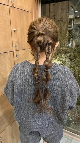 ロング カラー ヘアアレンジ 栗林 姫花のヘアスタイル