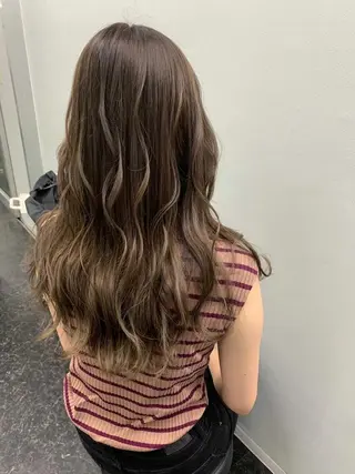 カラー chocolat.NAMBA所属・🎀 MIYUKIのヘアスタイル