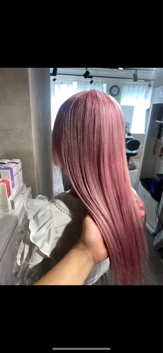 カラー Seleneコウキ ブリーチ/ハイトーンのヘアスタイル