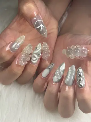 ネイル Nail Salon L'arc所属・💊大阪/心斎橋 moni🧠のネイルデザイン