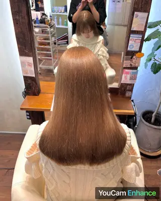 ロング 角田 満帆のヘアスタイル
