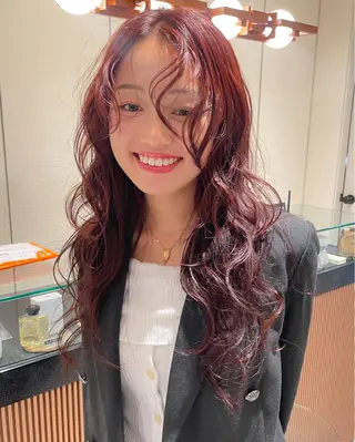 セミロング カラー HIBIKI お洒落ナチュラルのヘアスタイル
