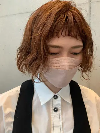 ショート カラー パーマ ブリーチなしWカラー /地毛風/小林凪沙のヘアスタイル