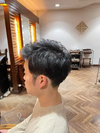 メンズ stylist YUTOのヘアスタイル