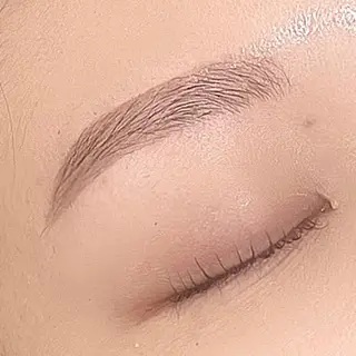 アイブロウ 🎀Plaisir 《中野》 🎀マユのマツエク・マツパデザイン