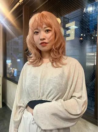 ミディアム ハイトーンカラー🍑 心斎橋のヘアスタイル