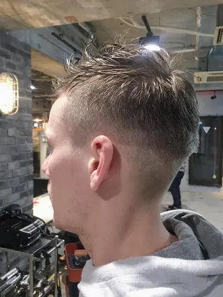 ショート メンズ 代表 中島貴志のヘアスタイル