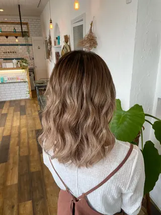 ミディアム カラー 🌸小掛🌸 豊橋外国人風カラーのヘアスタイル