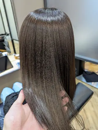 セミロング ✨METEO導入店✨ 髪質改善×縮毛矯正のヘアスタイル