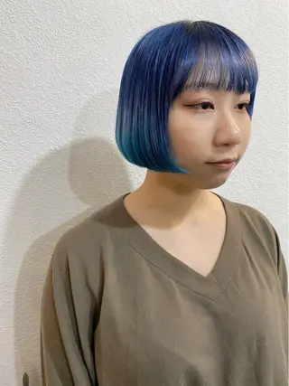 ショート カラー 艶カラー🫧 MOMOYOのヘアスタイル