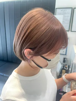 ショート 海外レイヤー/赤み 消しカラー/上原聖奈のヘアスタイル