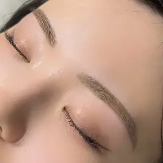 アイブロウ 🤍 ena🤍🌙のマツエク・マツパデザイン