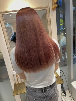 ロング ⭕鏡のような劇艶× 自然なストレート⭕️のヘアスタイル