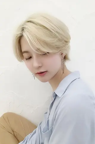 ショート カラー リルウヘアー 天王寺のヘアスタイル