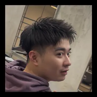 ショート STAYG所属・STAYGメンズ上野 大河のヘアスタイル