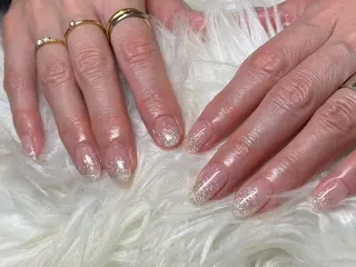 ミディアム 【トロワ ラパン】 Mayaのネイルデザイン