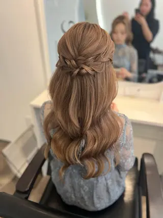 ヘアアレンジ marleeヘアセット＆シャンプーブロー専門店所属・ヘアセット専門 🫧ARIANAのヘアスタイル