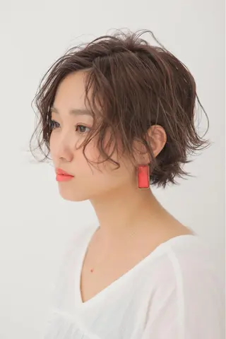 ショート Ripps長居所属・メテオ ／ヘアカラー 西川菜実のヘアスタイル