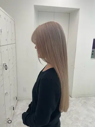 ロング カラー ヘアアレンジ 透け上品ハイトーン 職人ゆうと🤍のヘアスタイル