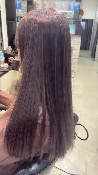 ロング 小沢 真澄のヘアスタイル