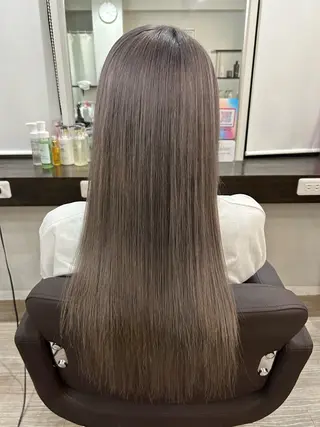 ロング カラー 長田 麻友子のヘアスタイル