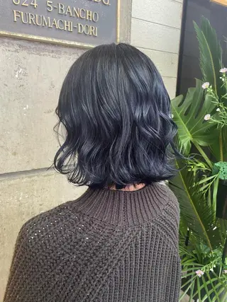 カラー SHICUNE /ミホのヘアスタイル