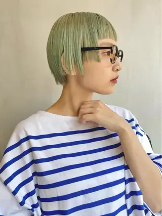 ショート カラー ハイトーンカラー🍑 心斎橋のヘアスタイル
