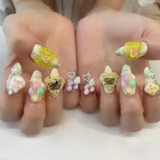 ネイル 🌈🐰 saki. m 🐰🌈のネイルデザイン