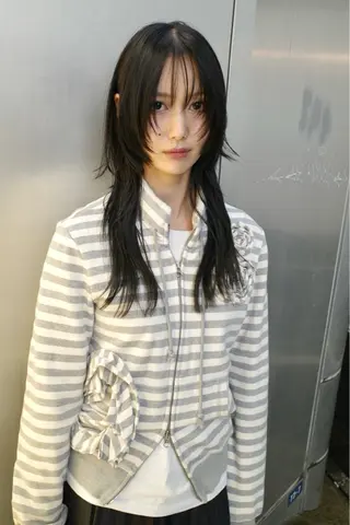 ミディアム カラー SALOWIN所属・ブリーチ🔑 ボブ✨レイヤーのヘアスタイル