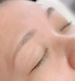 アイブロウ ena所属・ena. nozomiのマツエク・マツパデザイン