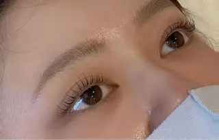 マツエク・マツパ 1席のみサロンvi ctoriaeyeの眉毛・アイブロウイメージ