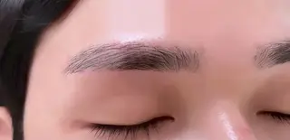 アイブロウ 尾崎 愛華の眉毛・アイブロウイメージ