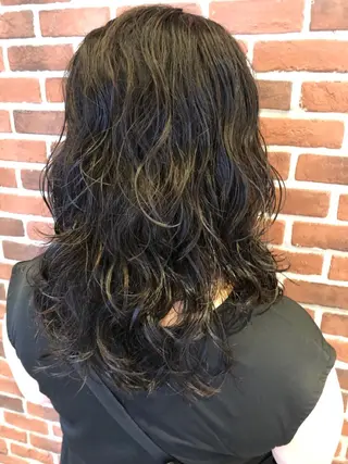 ミディアム パーマ さかい なつみのヘアスタイル
