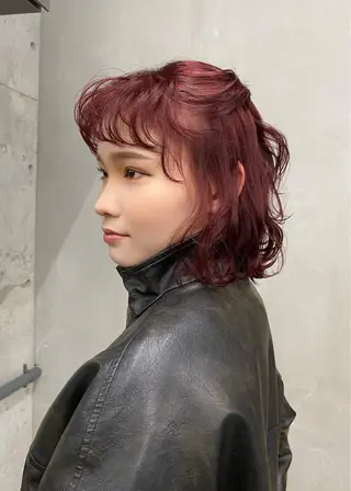 ミディアム カラー ヘアアレンジ mina 🌷のヘアスタイル