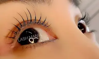 マツエク・マツパ lululima所属・mania isaのマツエク・マツパデザイン