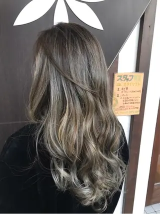 ロング カラー JASMINE by carrefourのヘアスタイル